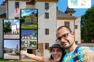 Grafika informująca o konkursie fotograficznym. W prawym dolnym rogu uśmiechnięta para, w tle budynek pałacu, w lewym dolnym rogu cztery zdjęcia różnych budynków